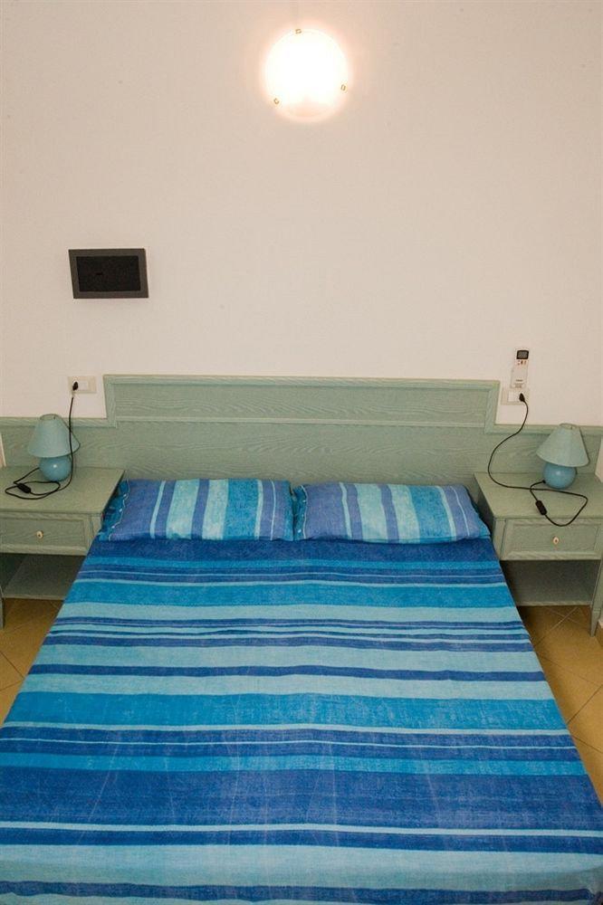 Blu Marlin bungalow Appartamenti con piscina Lido Adriano Esterno foto